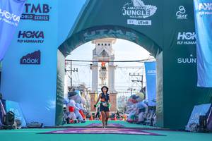 BIB: 
                            <button type="button" onclick="openModal(24867689)" class="btn btn-primary btn-sm float-right btn-popup" data-toggle="modal" data-target=".modal-high-quality">
                        <i class="fas fa-shopping-cart"></i> Add to Cart
                    </button>
                                            <button type="button" onclick="isThisMe(24867689, true)" class="btn btn-success btn-sm float-right btn-popup btn-isme hidden" data-toggle="tooltip" data-placement="bottom" title="นี่คือรูปของคุณใช่ไหม คลิกที่นี่เพื่อเอาเข้าอัลบั้ม">
                        <i class="fas fa-plus"></i> Add to album
                    </button>
                    <button type="button" onclick="isThisMe(24867689, false)" class="btn btn-warning btn-sm float-right btn-popup btn-isnotme hidden">
                        <i class="fas fa-ban"></i> Remove from album
                    </button>